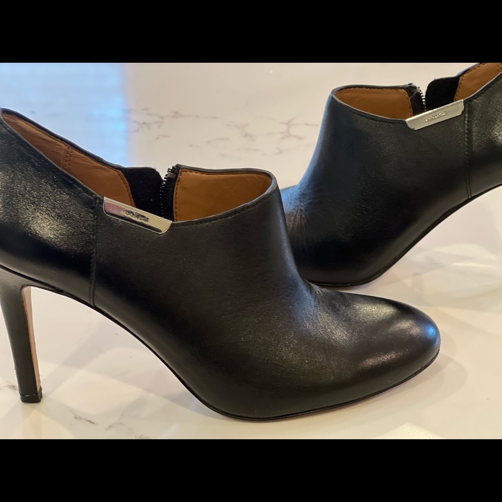 Black, Coach Seneca Bootie, Size 6.5 B